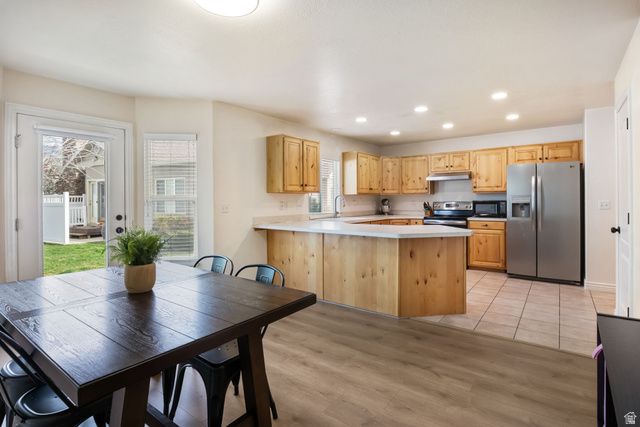 668 E CLEARWATER DR, Layton, UT 84041