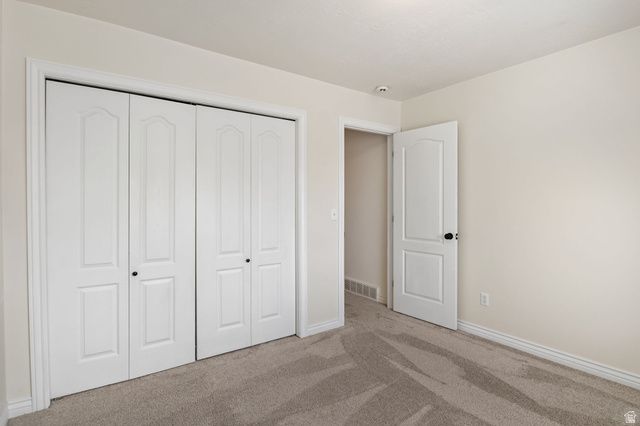 668 E CLEARWATER DR, Layton, UT 84041