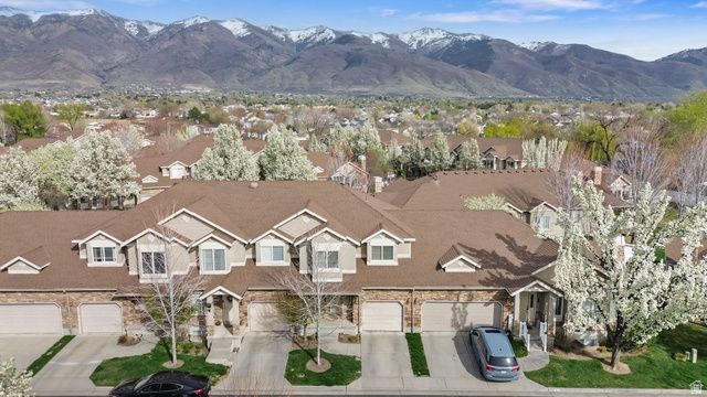 668 E CLEARWATER DR, Layton, UT 84041
