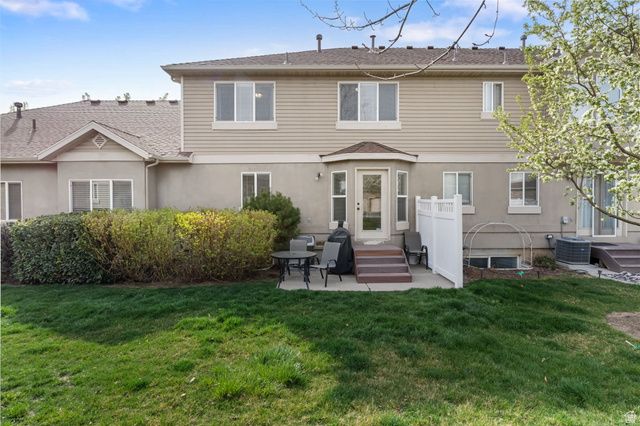 668 E CLEARWATER DR, Layton, UT 84041