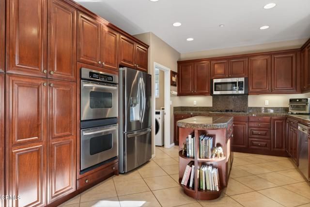 1907 Tanager Street, Ventura, CA 93003