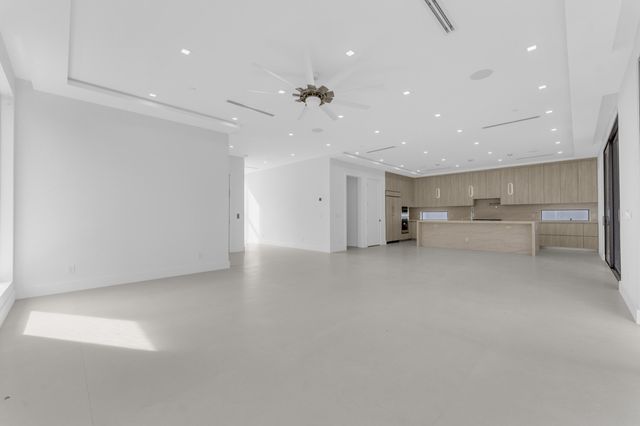 913 Denery Lane, Delray Beach, FL 33483