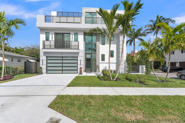 913 Denery Lane, Delray Beach, FL 33483