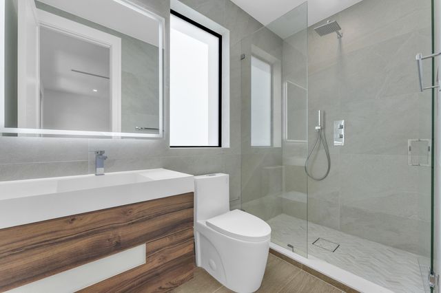 913 Denery Lane, Delray Beach, FL 33483