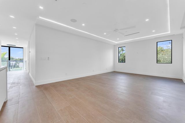 913 Denery Lane, Delray Beach, FL 33483