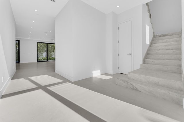 913 Denery Lane, Delray Beach, FL 33483