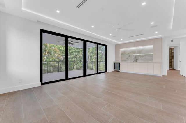 913 Denery Lane, Delray Beach, FL 33483