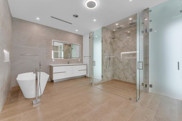 913 Denery Lane, Delray Beach, FL 33483