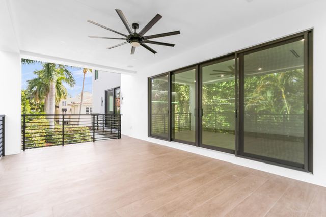 913 Denery Lane, Delray Beach, FL 33483