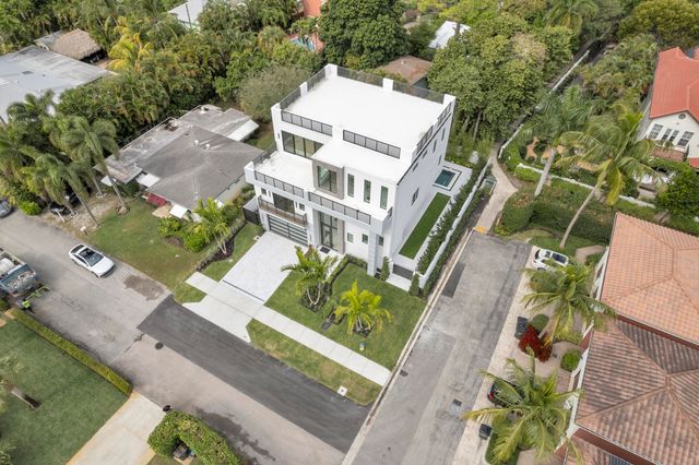 913 Denery Lane, Delray Beach, FL 33483