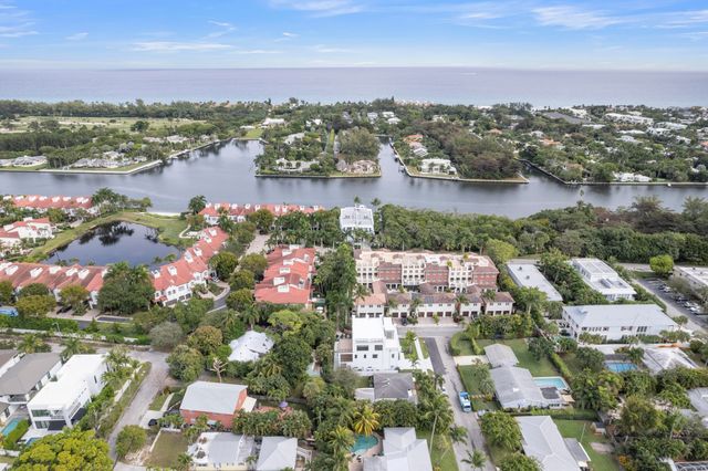 913 Denery Lane, Delray Beach, FL 33483