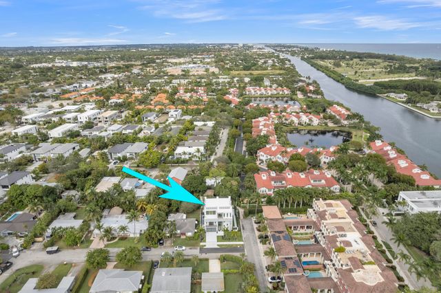 913 Denery Lane, Delray Beach, FL 33483