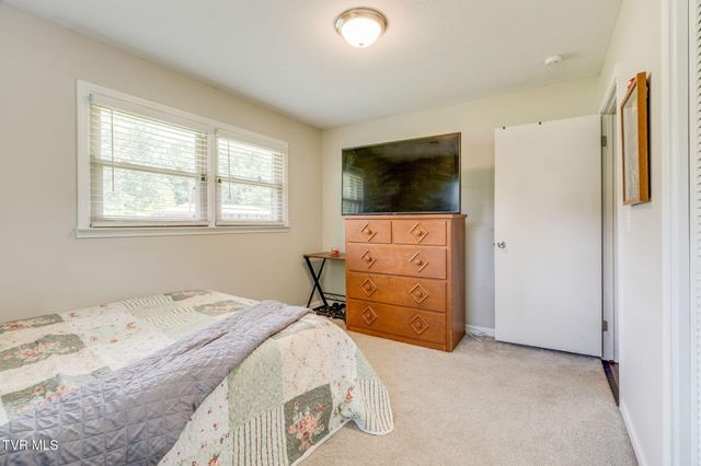 2012 Diana Road, Kingsport, TN 37660