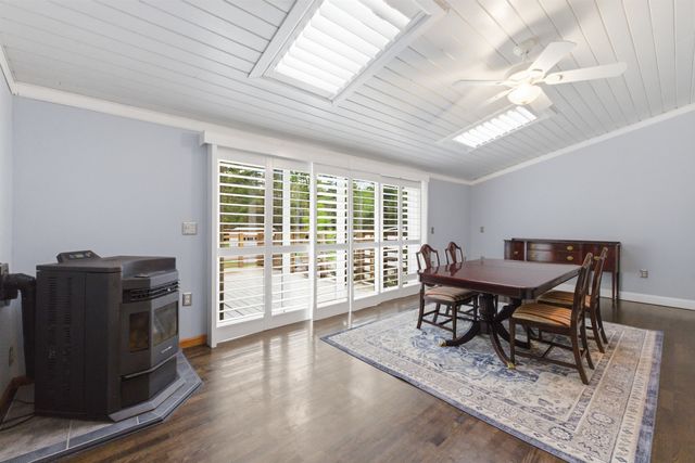 42 Nason Road, Hampton Falls, NH 03844