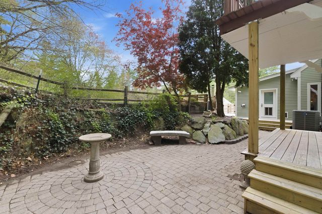 42 Nason Road, Hampton Falls, NH 03844