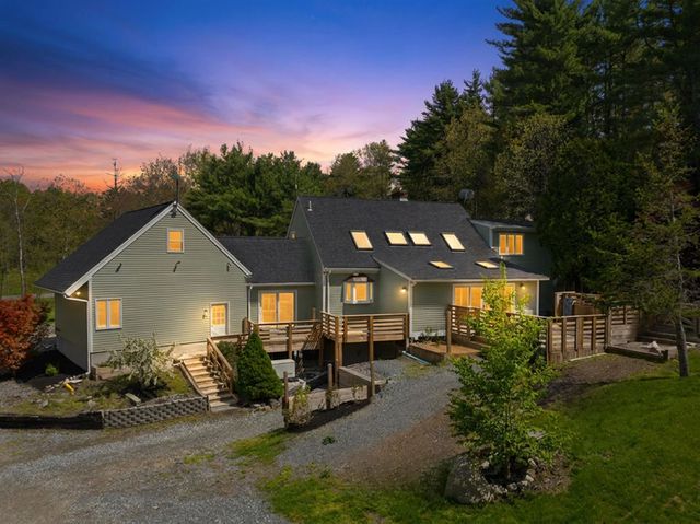 42 Nason Road, Hampton Falls, NH 03844