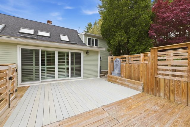 42 Nason Road, Hampton Falls, NH 03844
