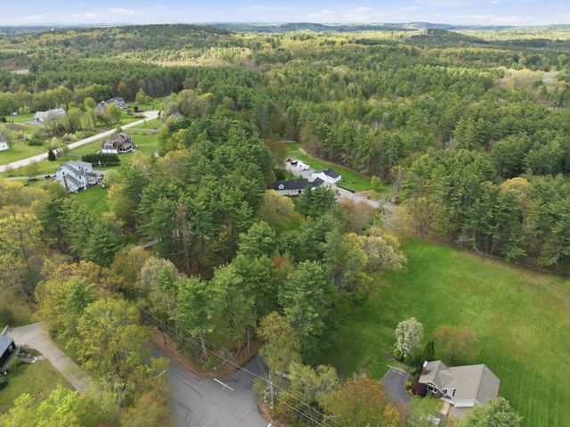 42 Nason Road, Hampton Falls, NH 03844