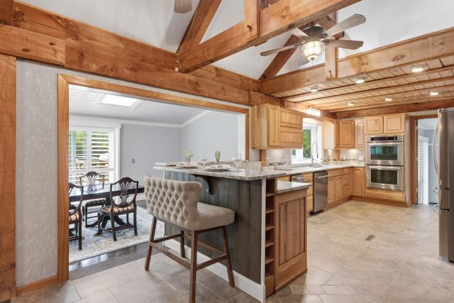 42 Nason Road, Hampton Falls, NH 03844