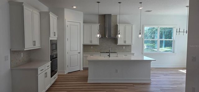 8213 GOLDEN BEACH COURT, Parrish, FL 34219