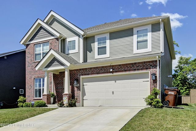 9204 Fox Chase Rd, Louisville, KY 40228