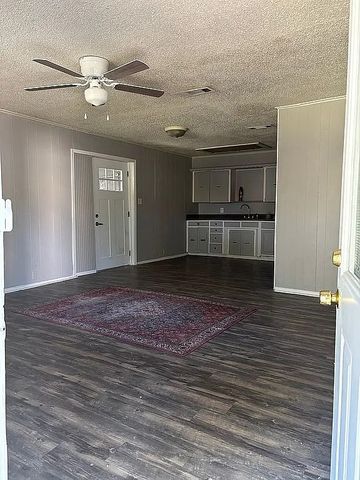 1711 Ash Street, Commerce, TX 75428