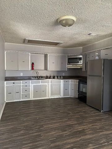 1711 Ash Street, Commerce, TX 75428