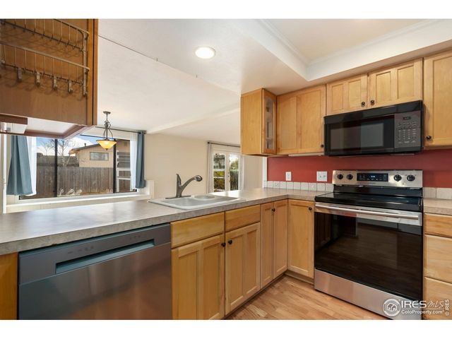 2370 Fleming Dr, Loveland, CO 80538