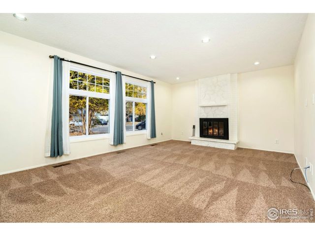 2370 Fleming Dr, Loveland, CO 80538