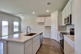 293 Red Arrow, San Antonio, TX 78253