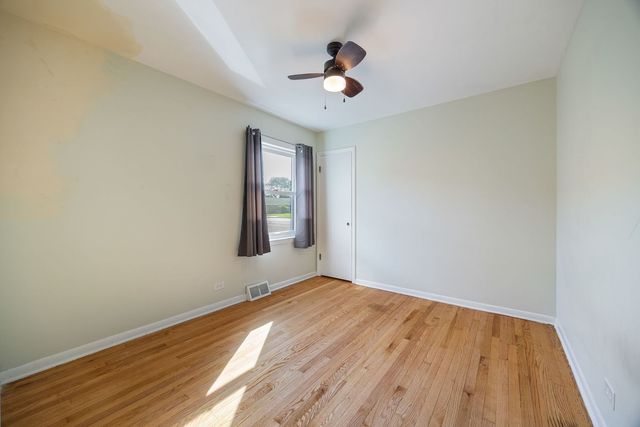 2928 W 98th Street, Evergreen Park, IL 60805