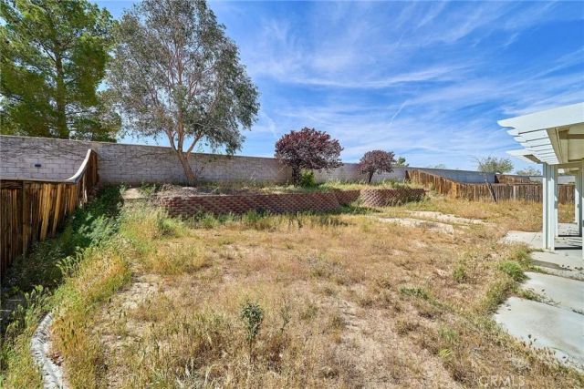 13010 Banning, Victorville, CA 92392