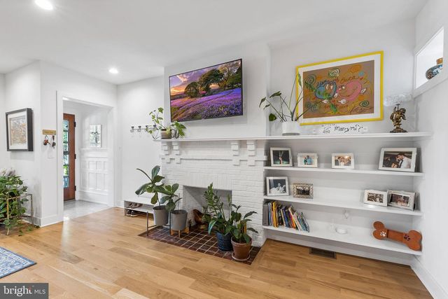 4638 LOCUST ST, Philadelphia, PA 19139