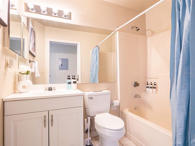 3204 SABAL PALMS COURT B, Kissimmee, FL 34747