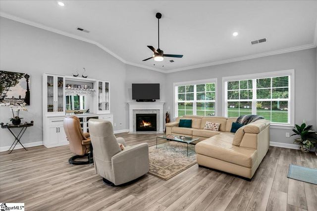 201 Hoss Trail, Greenville, SC 29615