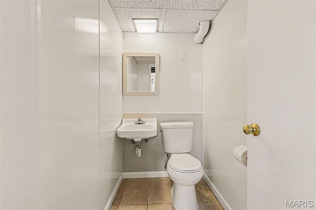 1323 Samoa Drive, St Louis, MO 63126