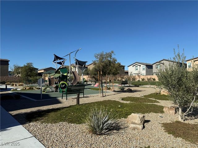 5647 Mesa Sedona Street, North Las Vegas, NV 89081