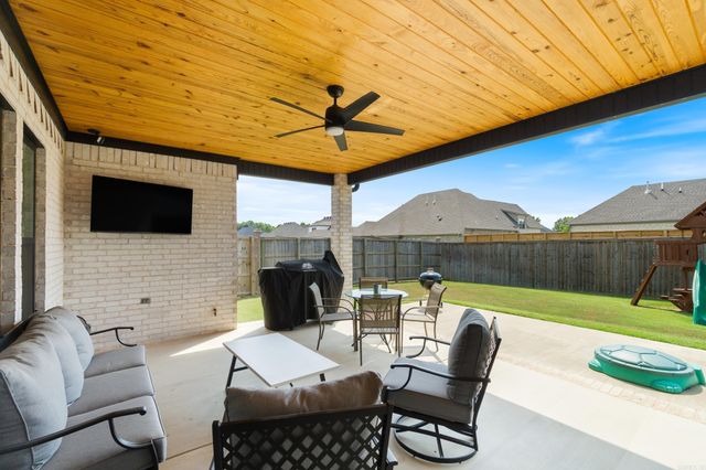 1715 Lainey Drive, Conway, AR 72034
