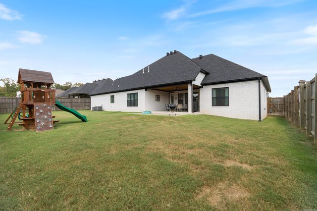 1715 Lainey Drive, Conway, AR 72034