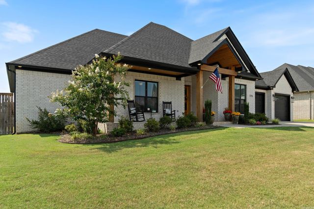 1715 Lainey Drive, Conway, AR 72034