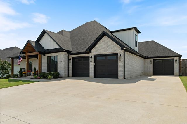 1715 Lainey Drive, Conway, AR 72034