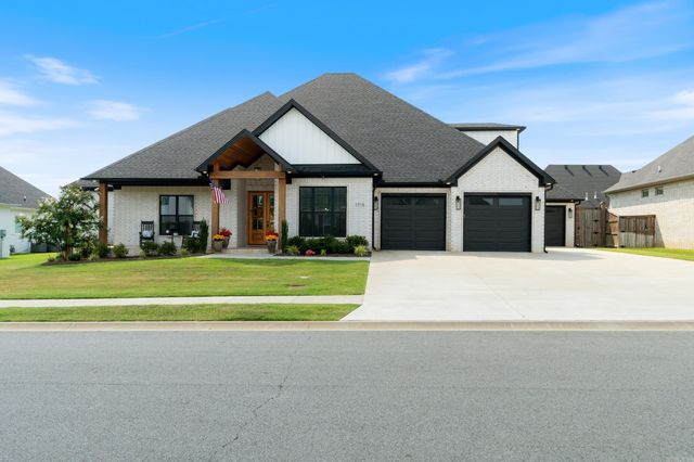 1715 Lainey Drive, Conway, AR 72034