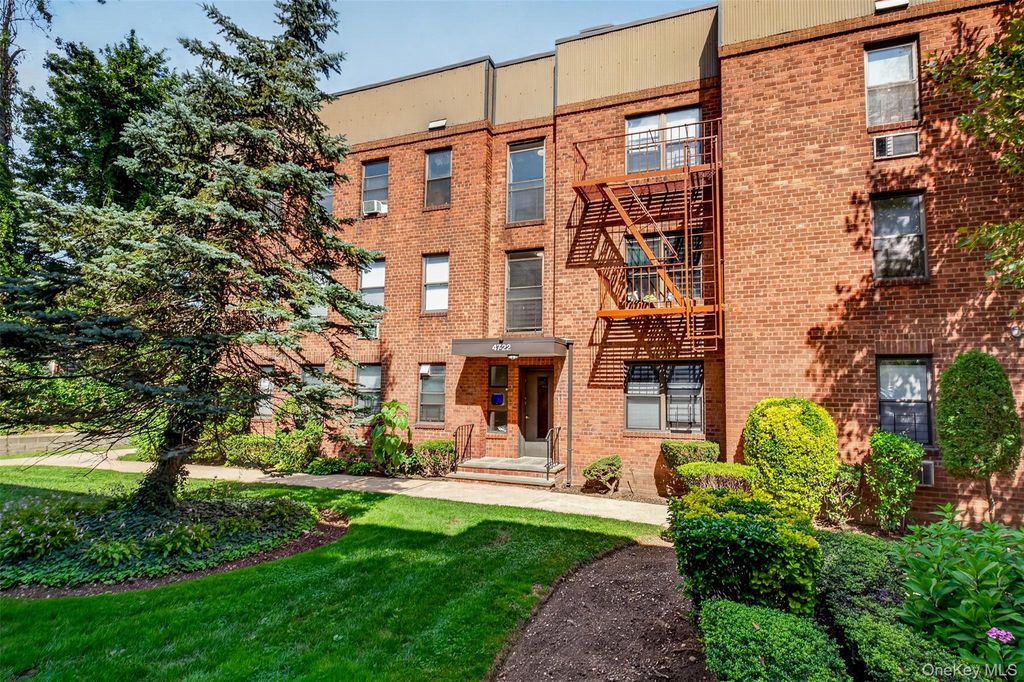 47-22 215th Pl 2B, Bayside, NY 11364 — photo 2
