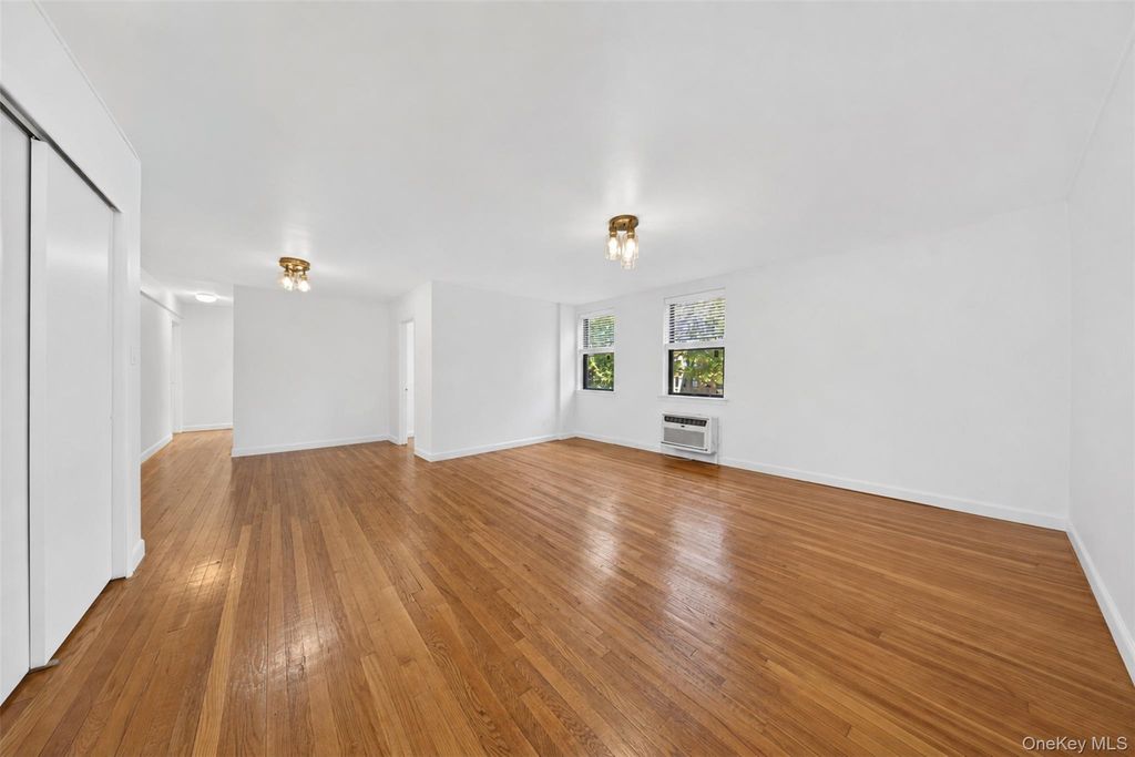 47-22 215th Pl 2B, Bayside, NY 11364 — photo 4