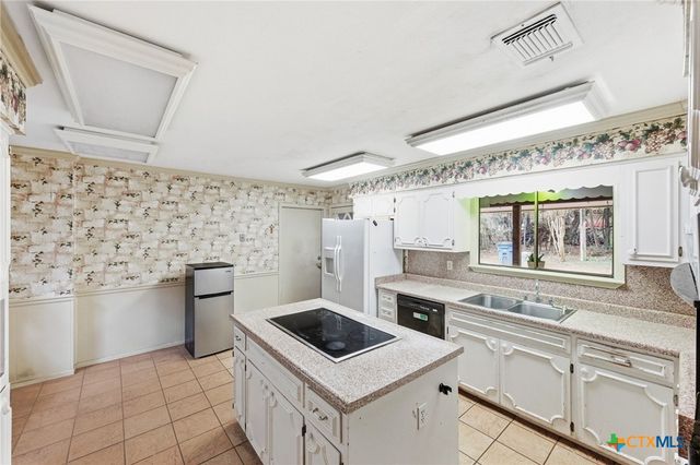 771 Mary Preiss Drive, New Braunfels, TX 78132