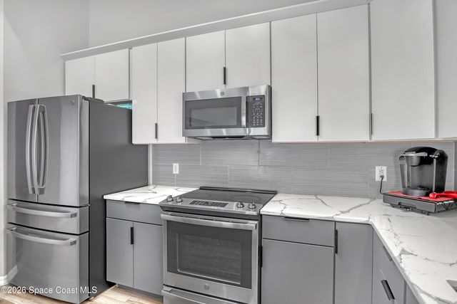 3337 Meadowridge Drive, Melbourne, FL 32901