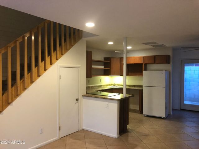 2021 S Granada Drive Apt 10, Tempe, AZ 85282