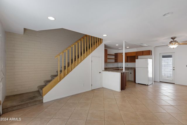 2021 S Granada Drive Apt 10, Tempe, AZ 85282