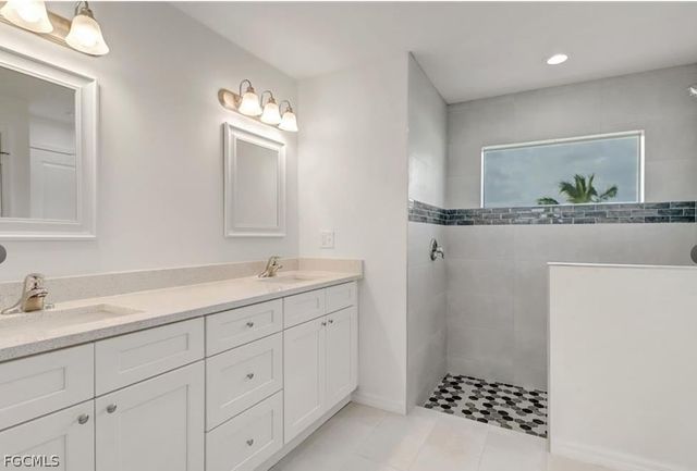 3828 NW 46th LN, Cape Coral, FL 33993