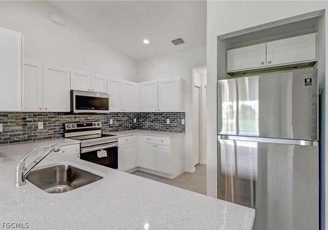 3828 NW 46th LN, Cape Coral, FL 33993